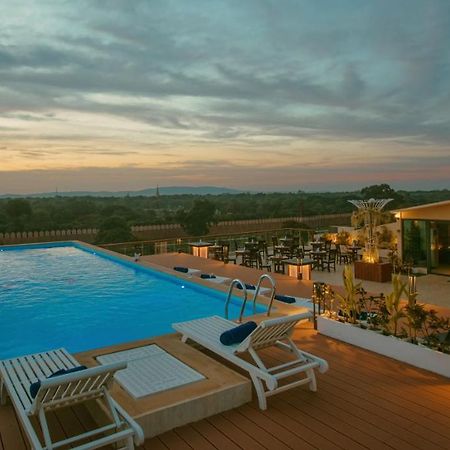 Sunset Palace View Suites Mandalay Luaran gambar